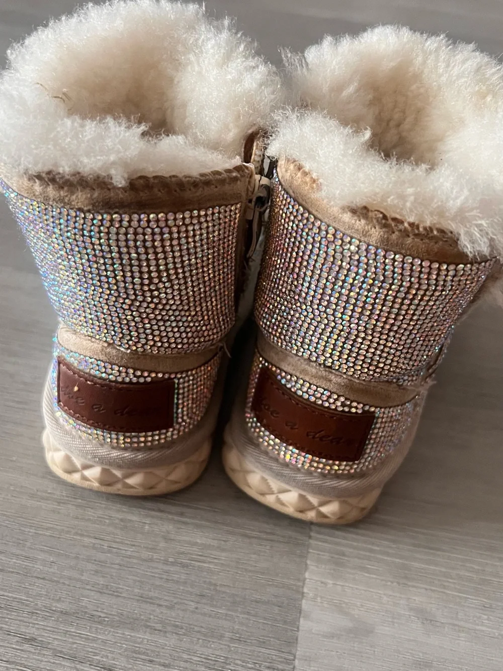 Girls Sparkle Faux-Fur Lined Winter Boots - Iridescent Pink